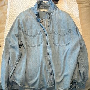 Madewell Chambray shirt. Size XL
